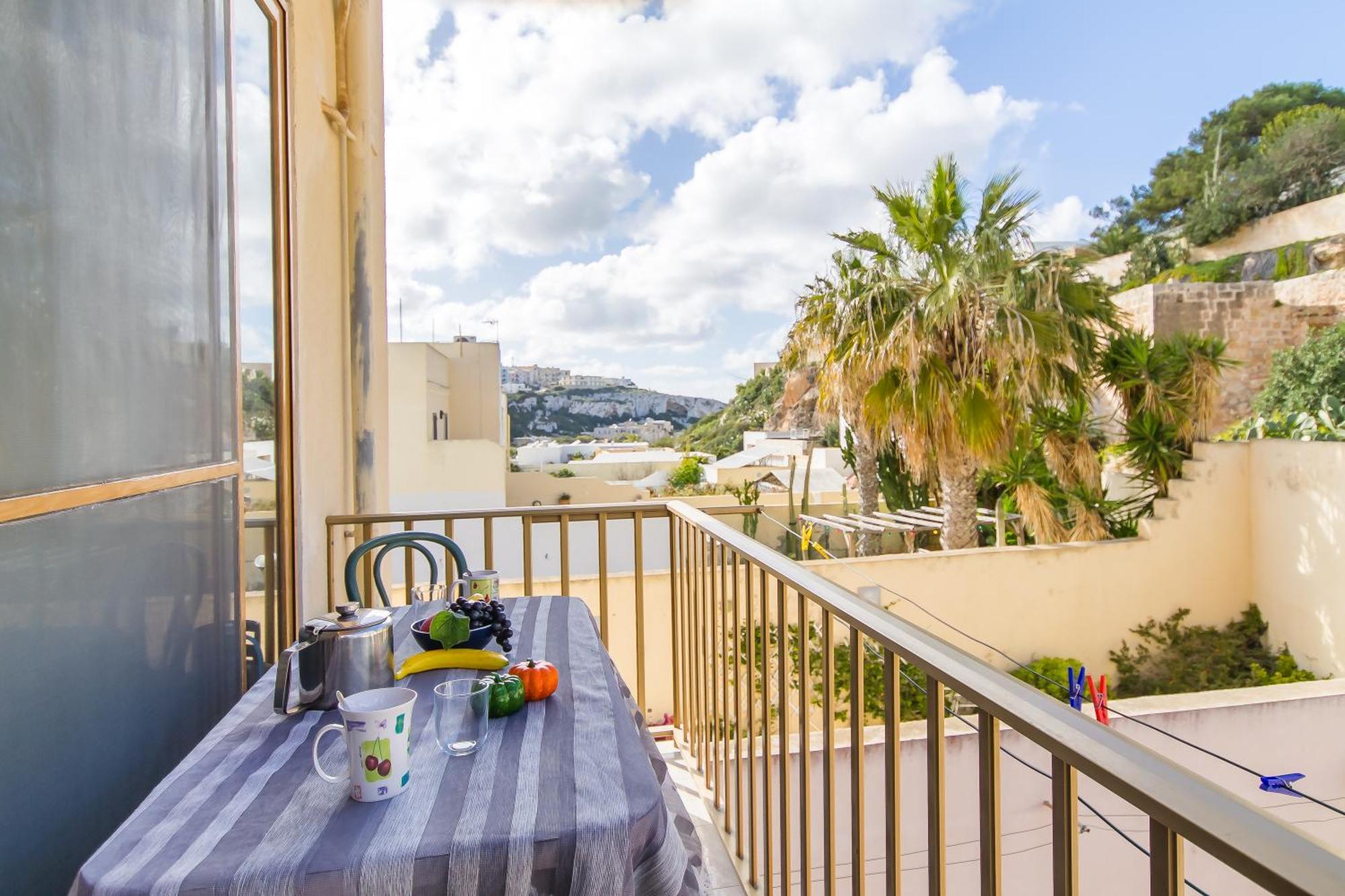 Pool & Sea Merill Apartments Mellieha Exterior photo