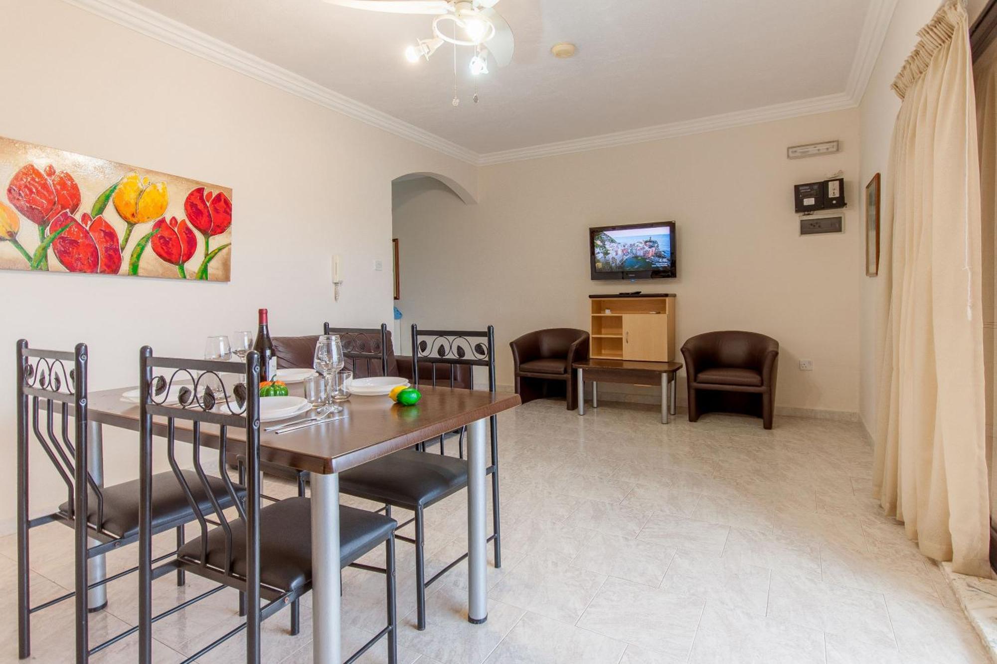 Pool & Sea Merill Apartments Mellieha Room photo